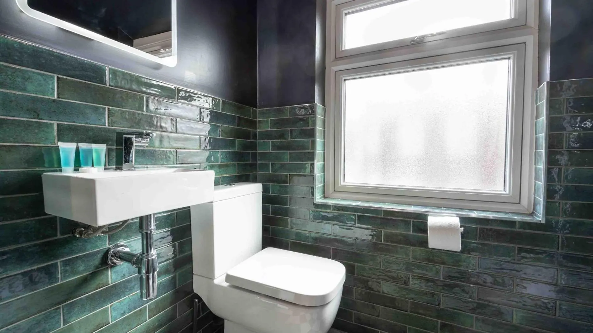 Feriehus The Black House - Air Host & Stay - 5 Bedrooms Liverpool Storbritannien