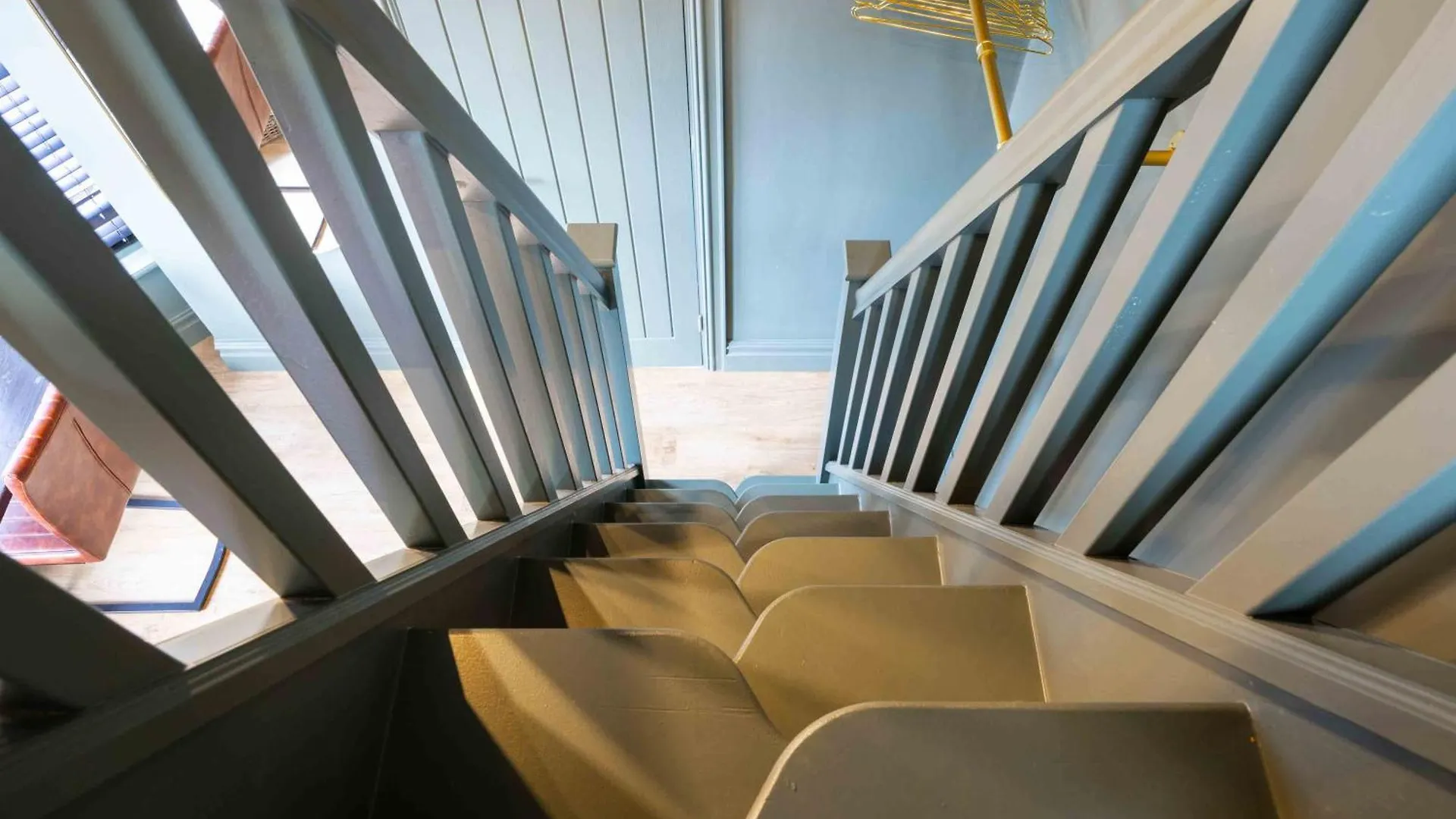 The Black House - Air Host & Stay - 5 Bedrooms Liverpool Feriehus